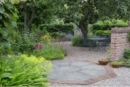 Louise Hardwick Garden Design